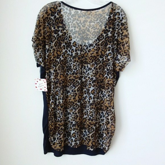 Free Kisses Navy Blue Animal Print Plus Size Tee 3X - Picture 2 of 8